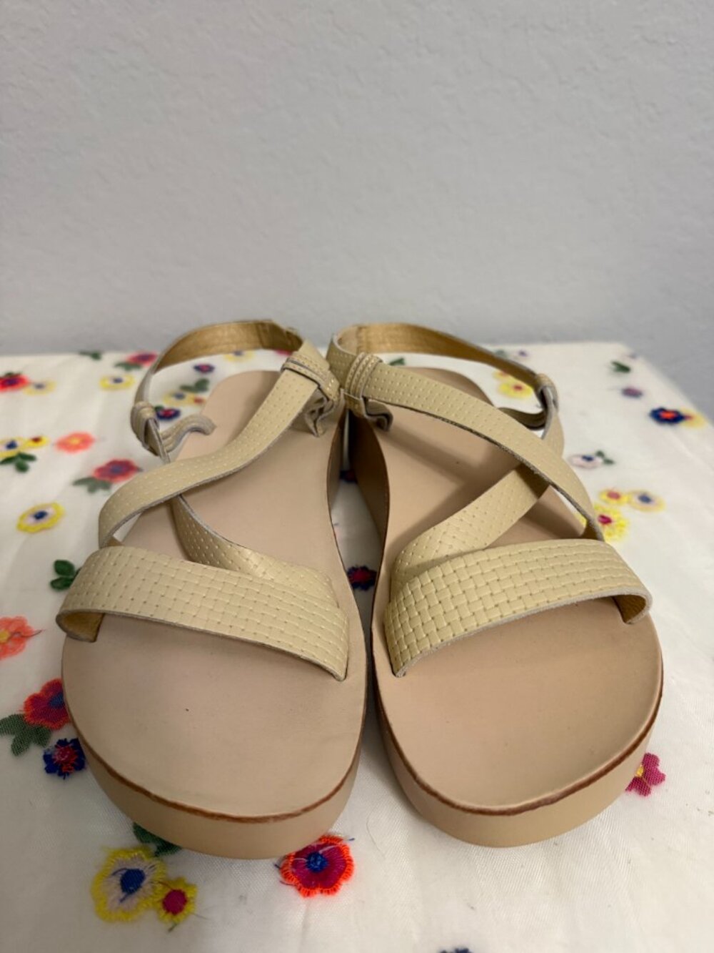 OluKai 'Onohi Strappy Leather Platform Sandals